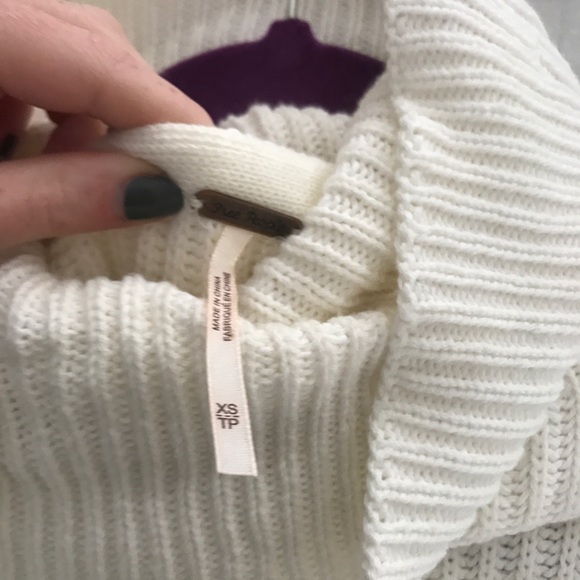 Free People White Sweater - Picture 2 of 3